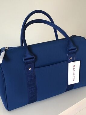 Athleta Diem Speedster Bag in Blue (NWT)